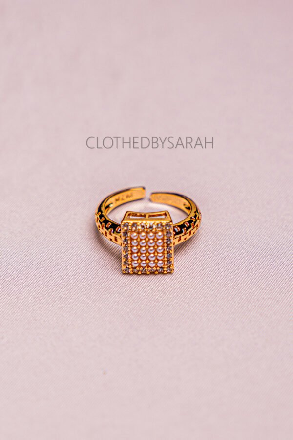 Gold & Pearl Set